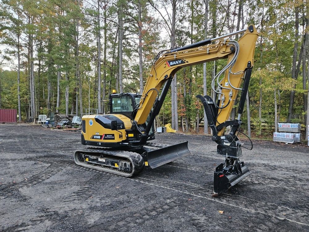 Sany Sy80U Mini Excavator Thumb tilt bucketSy80U
2022 Sany Sy80U Mini Excavator Only 50 Hours! 