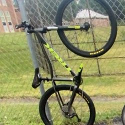 10 speed wheelie Trek Marlin 6 (TRADES ONLY‼️