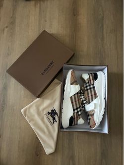 Burberry sneaker