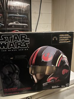 Star Wars Poe Dameron helmet