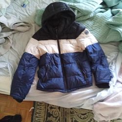 Tommy Hilfiger Bubble Coat Size Medium 
