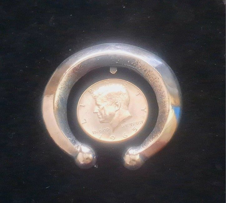 Vintage 1940s Navajo Sterling Silver Pendant