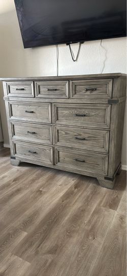 Intercon furniture forge 9 drawer dresser in brushed steel