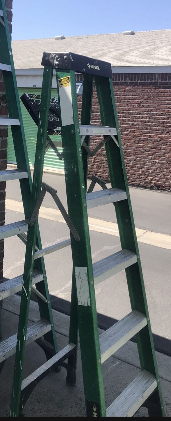 Ladders Strongs & Excellent Conditions