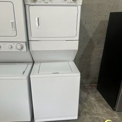 Kenmore Combo 27”W ( washer And Dryer) Electric (#135)