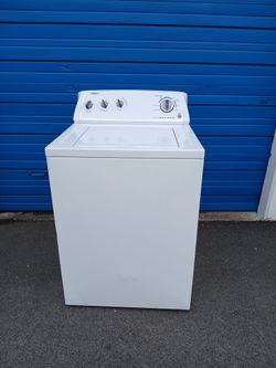 Washer Big Capacity In Good Working Condition ( Se Habla Español