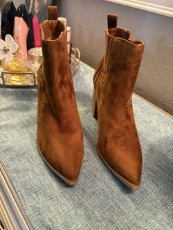 Boots Size 8.5