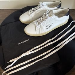 Saint Laurent Paris SL06 Signa Low-Top Sneakers in Blanc Op/Dark Size 45 100%