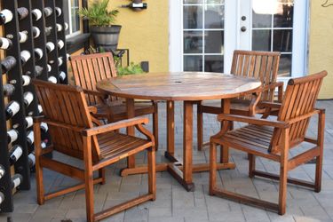 Kingsley Bate Teak Outdoor Dining Set