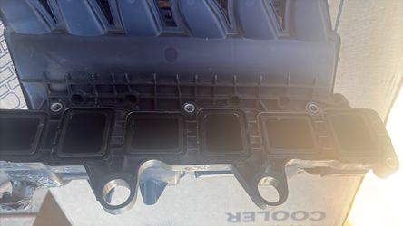 Engine  intake Manifold