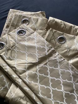 3 x CURTAINS (Gold color)