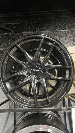 18x8.5 venom wheels