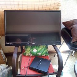 32 Inch Sanyo Color TV With DVD