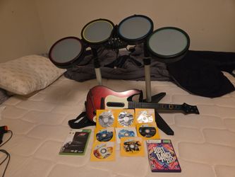 XBOX360 DRUMS GUITAR AND GAMES