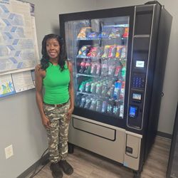 Vending Machine Snack & Drinks