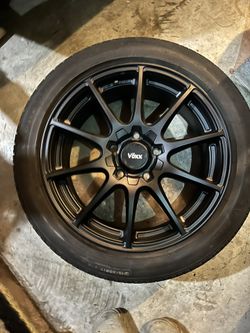 Voxx Alloy Wheel 215/50/R17