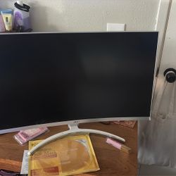 Acer Ed273 75hz, 28inch, Curved Gaming Monitor