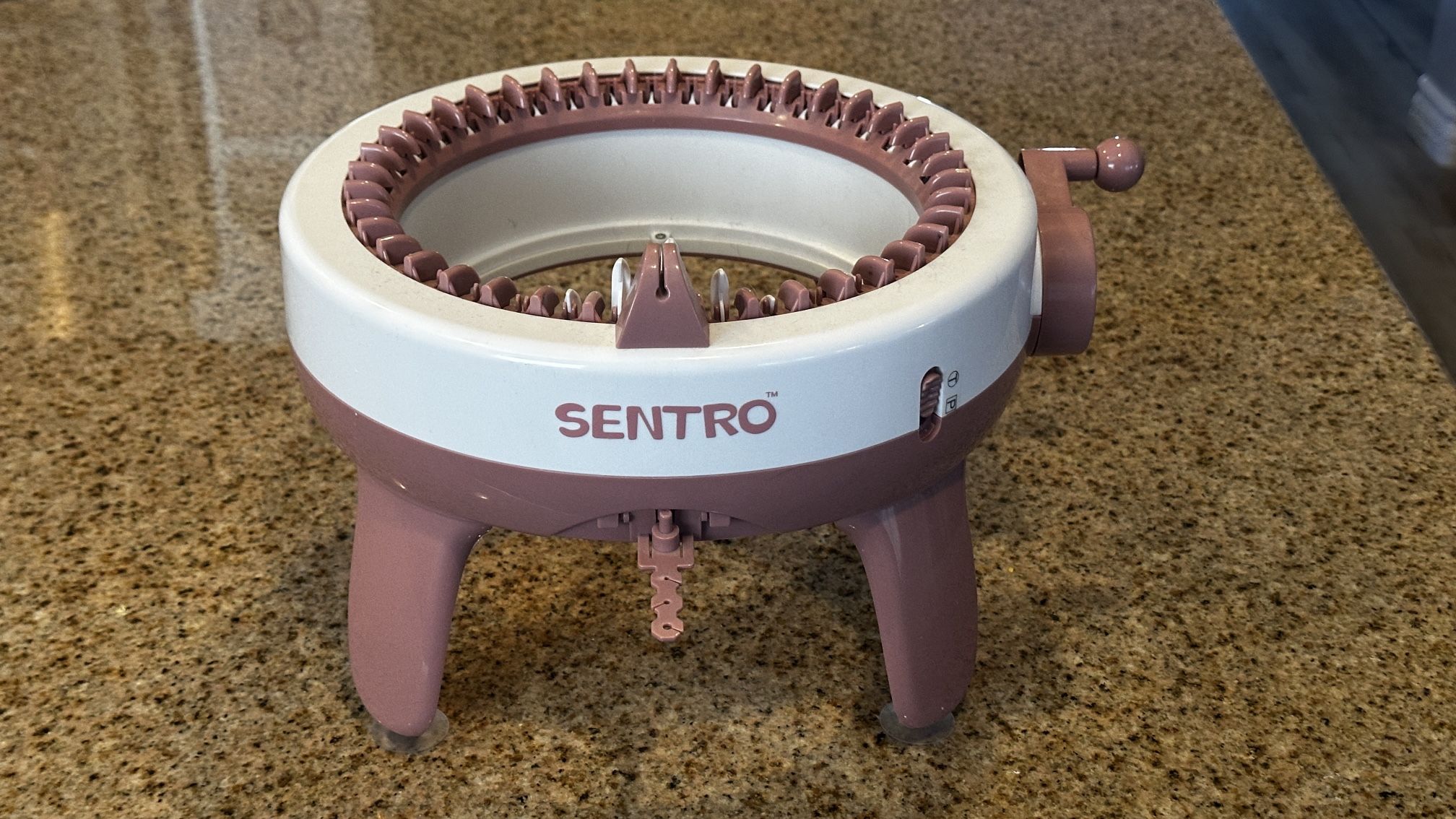 SENTRO - 48 Needles Knitting Machine