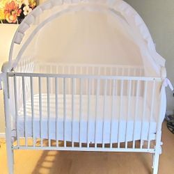 DELTA Children Baby Crib + Sealy Mattress+ Mattress Cover + Mosquito Net Cover