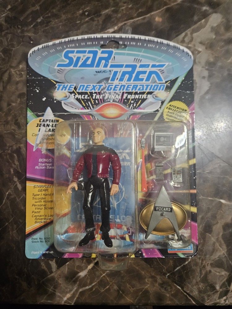 Playmates Toys Star Trek Space Talk Series Captain Jean-Luc Picard Action Figure