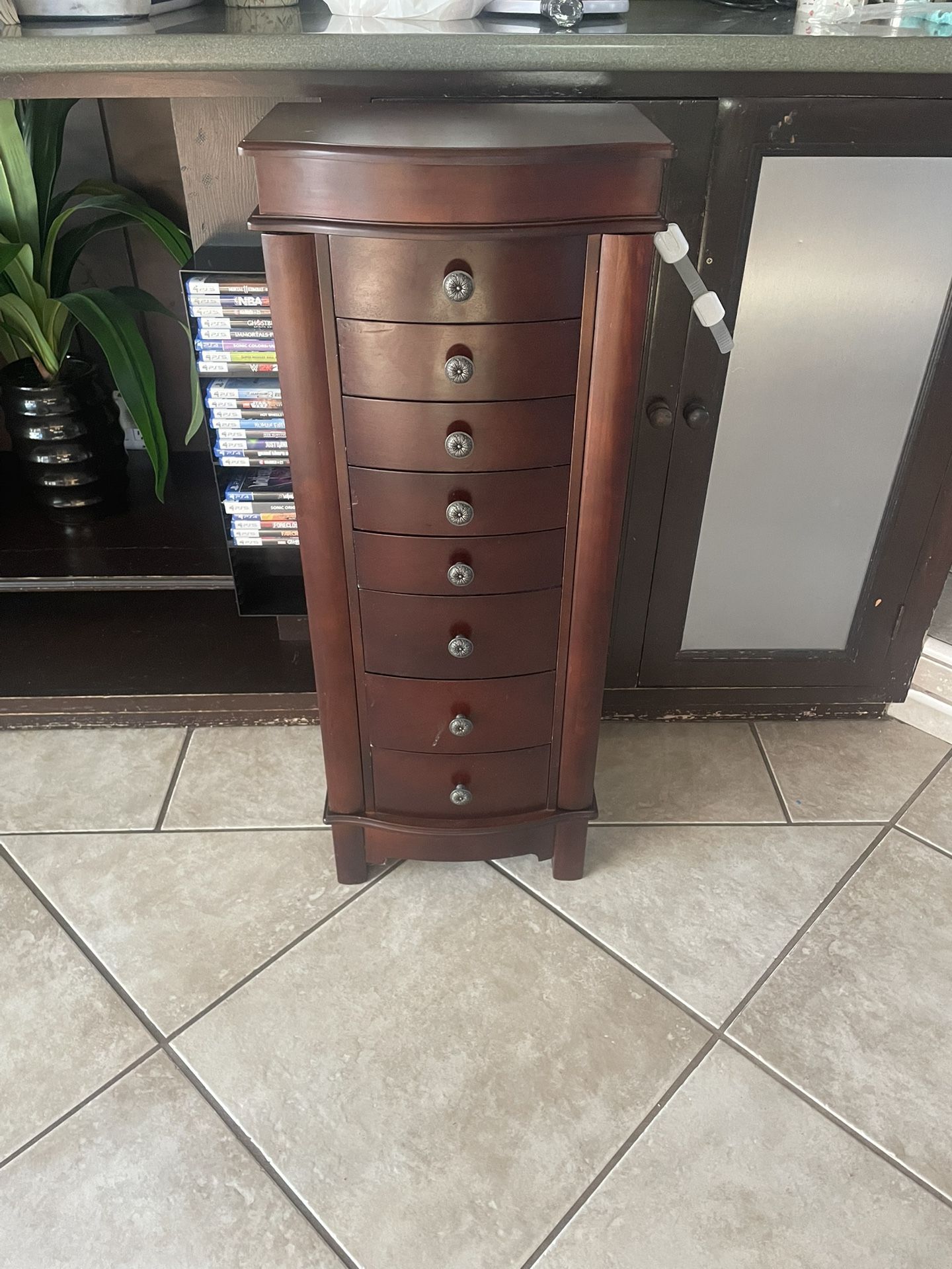 Standing Jewelry Storage/Organizer 40''
