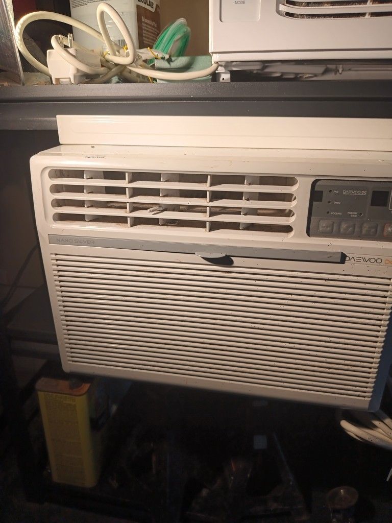 Window Air Conditioner