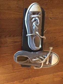 Converse grey kids size 2