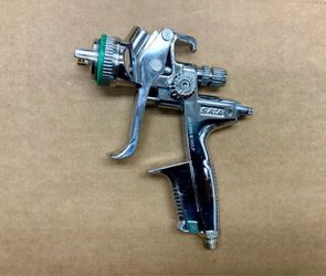 Like New SATA Jet 4000 B HVLP paint spray gun sprayer auto automotive refinishing Job site professional cars truck surface base coat clearcoat pressur
