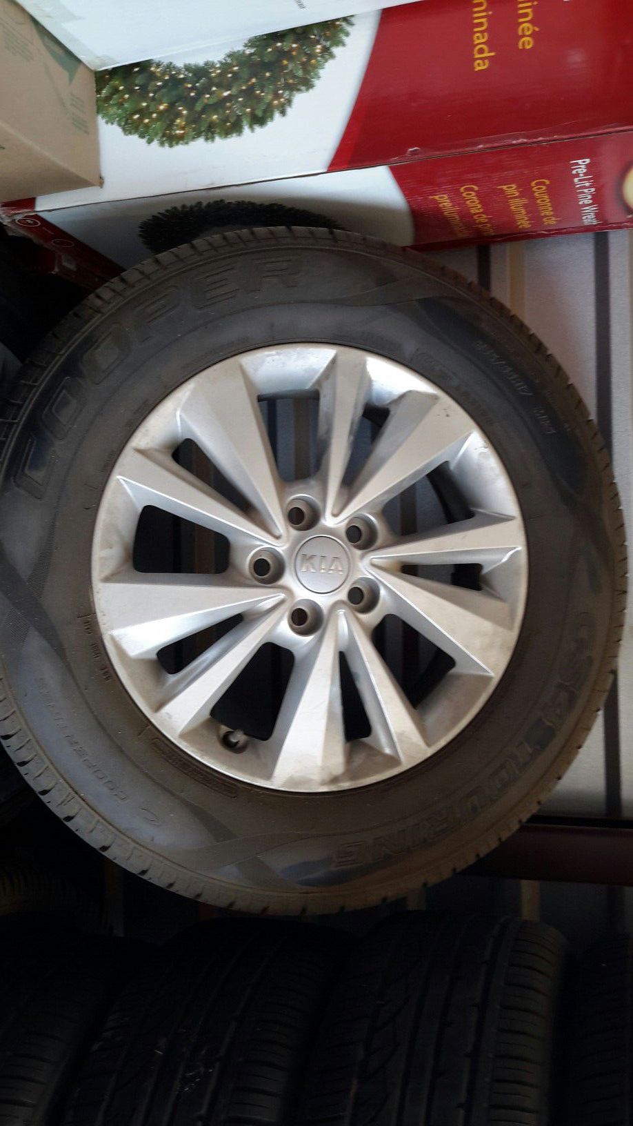 Kia SodonaTires and Rims set 4 Very Good Condition With Less Than 3 Month Use Mount And Balance Ready To Go.