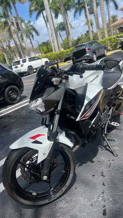 Kawasaki Z(contact info removed) – 6,700 Miles – Clean Title – Ready to Ride