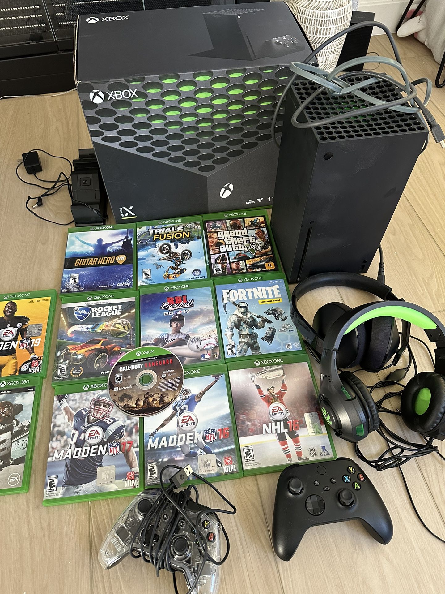 Xbox X With Games