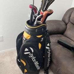 TaylorMade Golf Bag w/ clubs