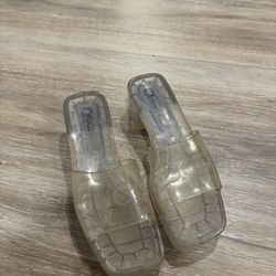 Women’s GUCCI wedges 