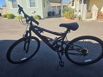 Hyper Mountain Bike
