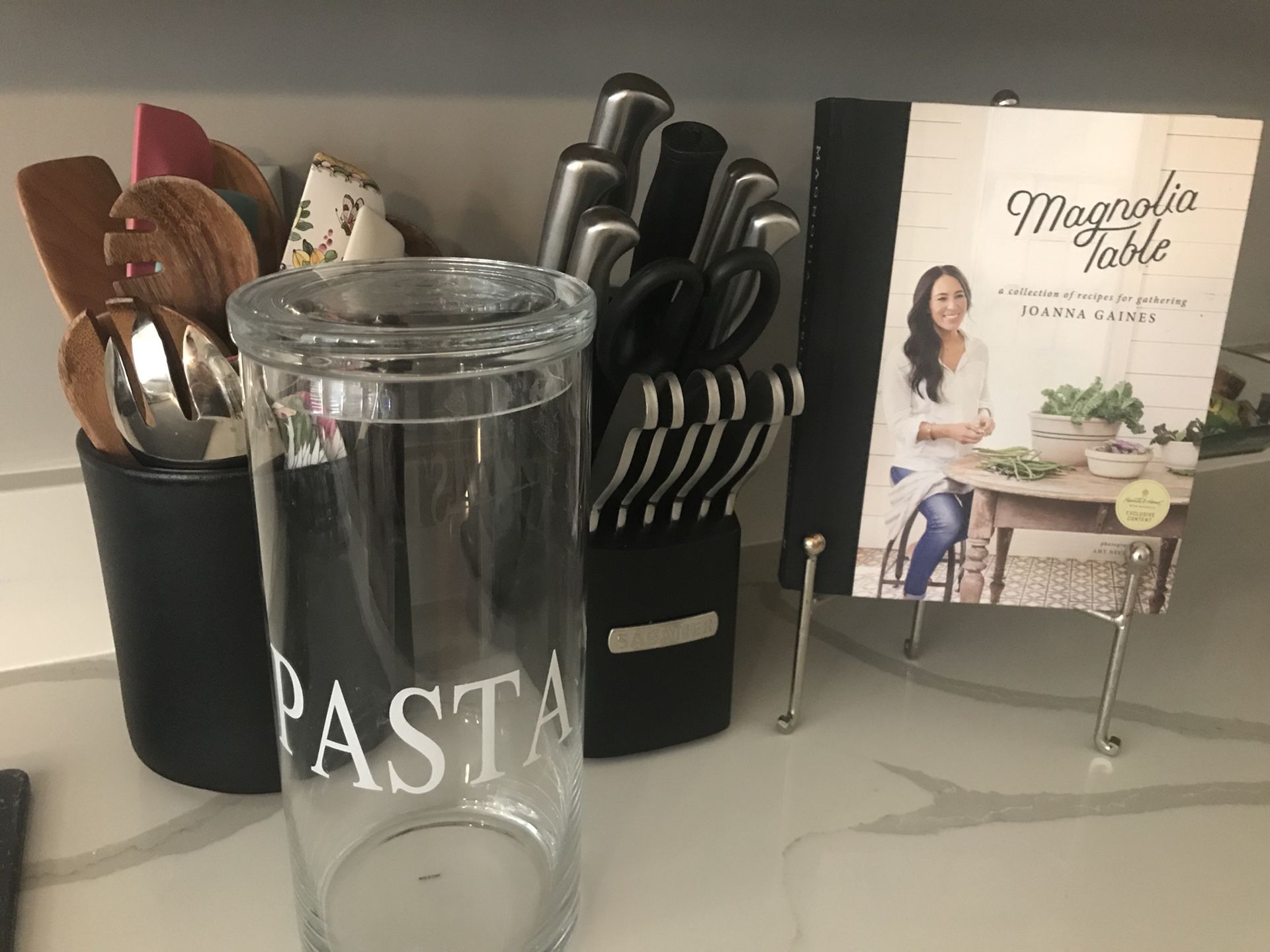 Glass pasta jar
