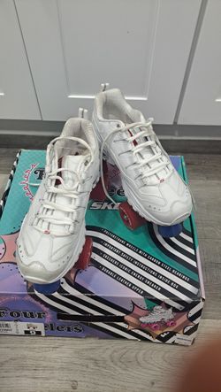 Size 9 Woman's Roller Skate