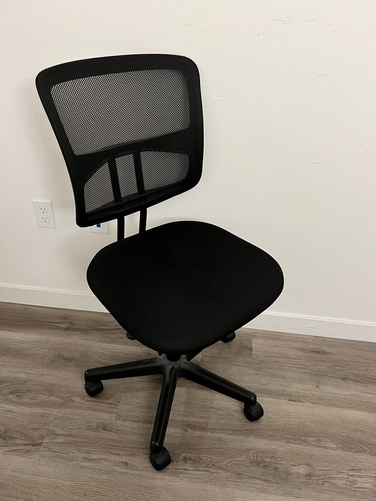 Computer Chair with wheels