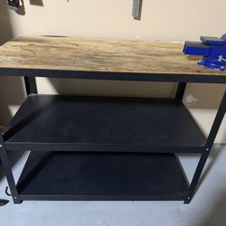 Workbench With Vise 