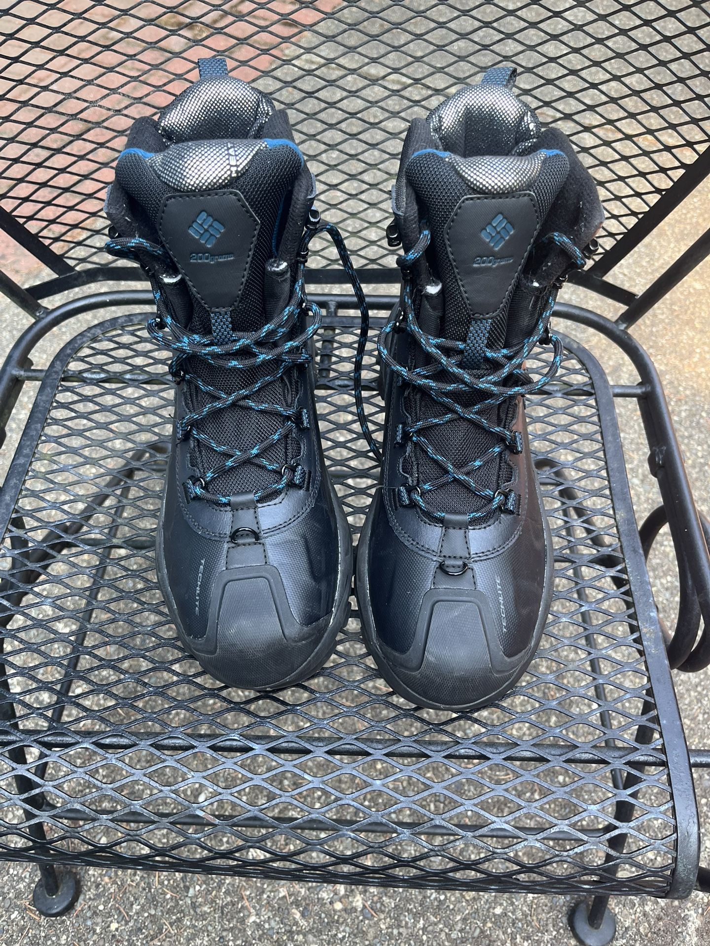 Columbia Techlite 200 grams Waterproof Boots