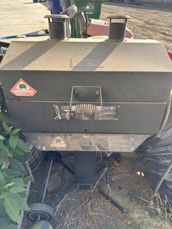 Holland Grill Smoker
