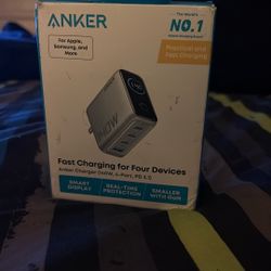 Anker Fast Charger 140w