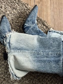 Steve Madden Denim Boots 9M size
