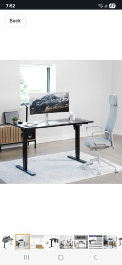 Adjustable Electric Standing Desk For Sale  ( Almost New )
