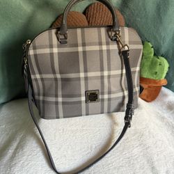 Dooney & Bourke Purse