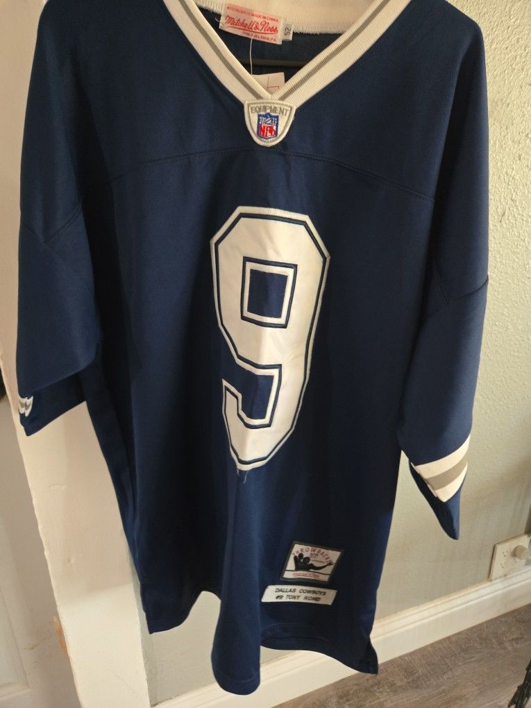 Romo Jersey