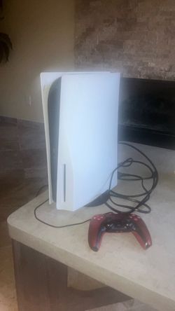 Ps5 comes with controller and games
