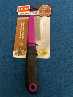 Brand New Hartz Pet Brush flea comb