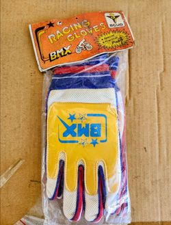 BMX  RACING  GLOVES  ( SIZE M )