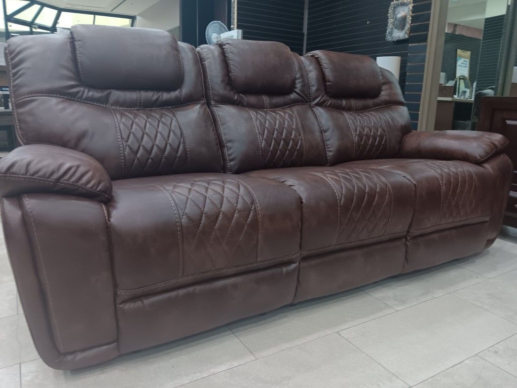 *4th Of July Now!!!*---Charming Santiago Brown Leather Reclining Sofa/Loveseat Sets---Delivery And Financing Available✌️