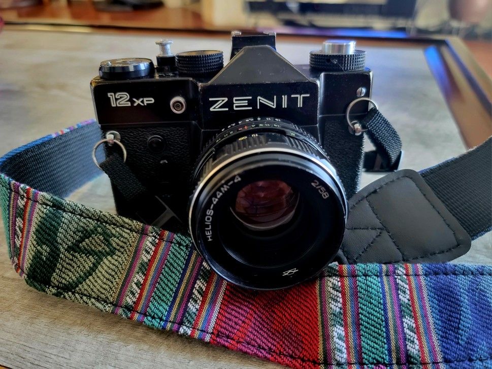 ZENIT 12XP CAMERA HELIOS-44m-4 lens